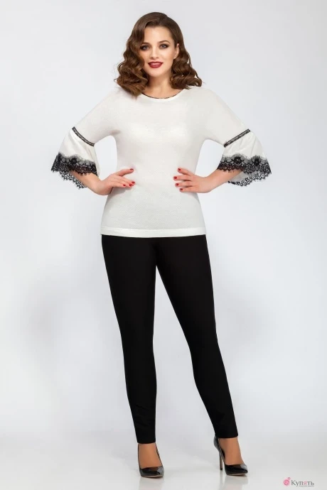 Медея и К 1945