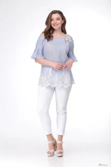 Брючный костюм Ладис Лайн 913/1 костюм светло-голубой