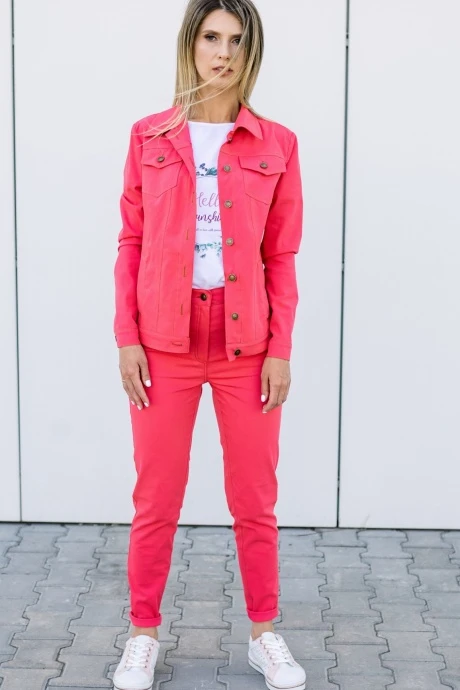 Брючный костюм Marika 231 розовый/коралловый, футболка – белый с принтом #1