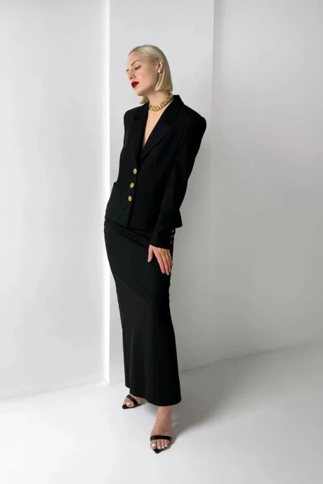 HELEN BIRCH J002