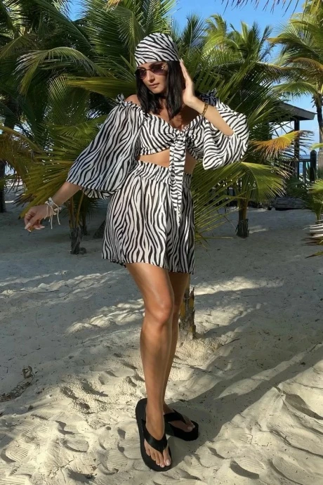 Костюм с шортами ENZA 911 зебра #1