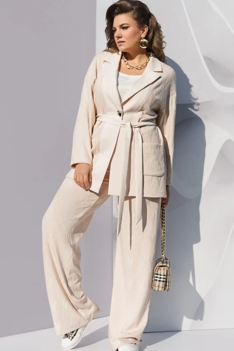 Брючный костюм Vittoria Queen 19893 крем-брюле двойка #1