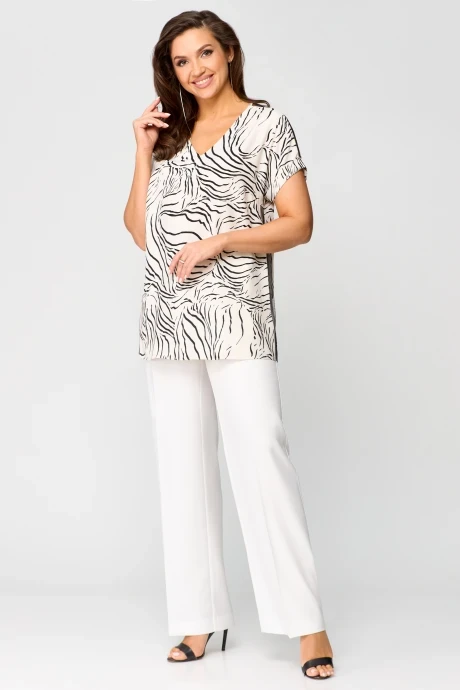 Брючный костюм Мишель Стиль 1200 молочно-черный #1