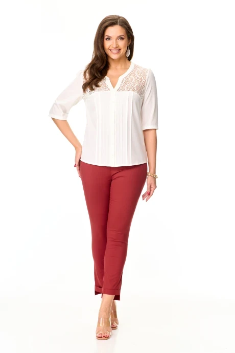 Abbi 4040