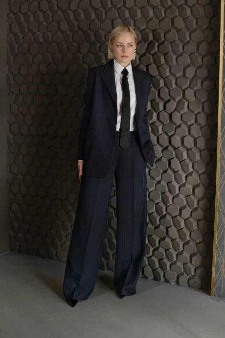 *Распродажа HELEN BIRCH B005d