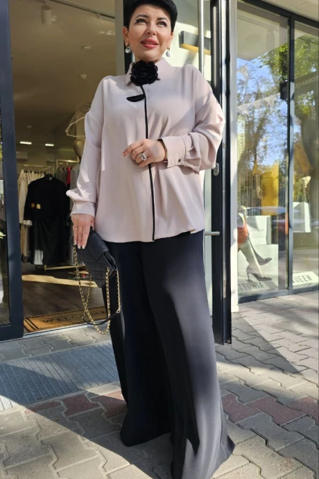 Vittoria Queen 23923