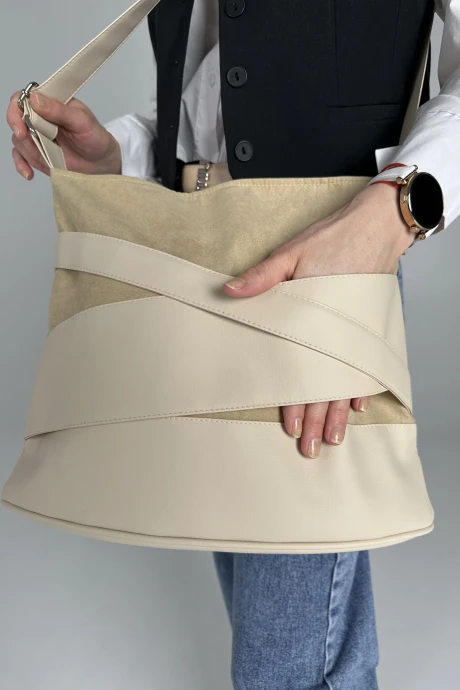 MT.Style 348622424