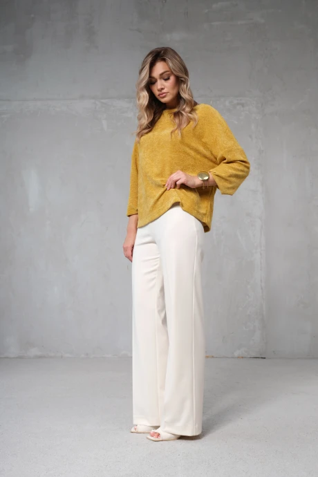 Erika Laurent 7201-2