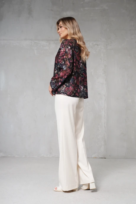 Erika Laurent 7201-5