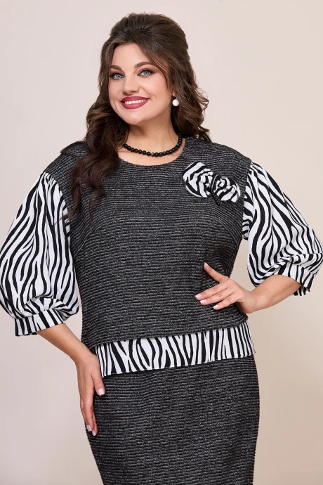 Mira Fashion 5590