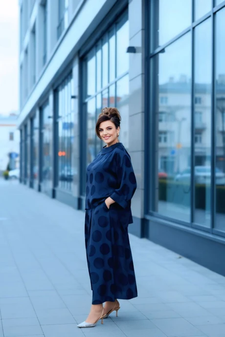 Vittoria Queen 25983