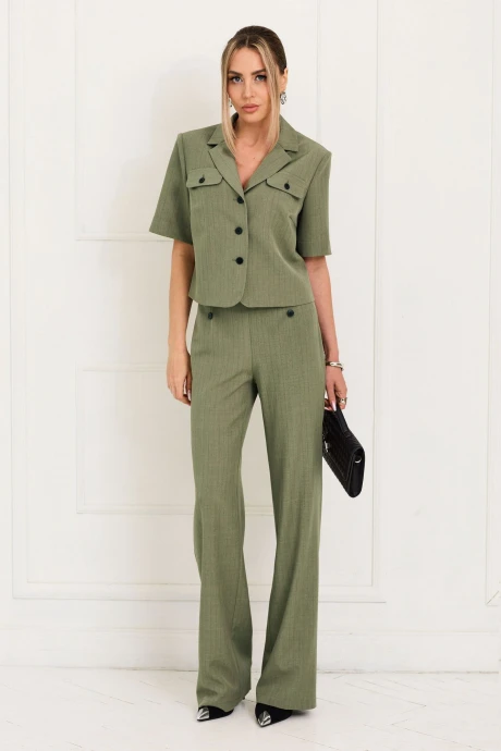 Брючный костюм Golden Valley 6694 зеленый #1