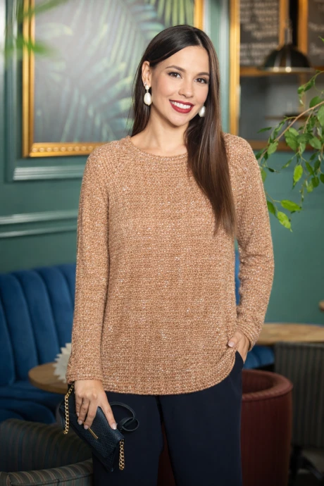 Anastasia 705